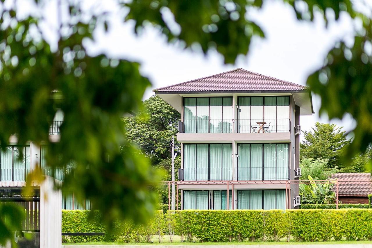 Hotel The Zeit River Kwai à Kanchanaburi Extérieur photo